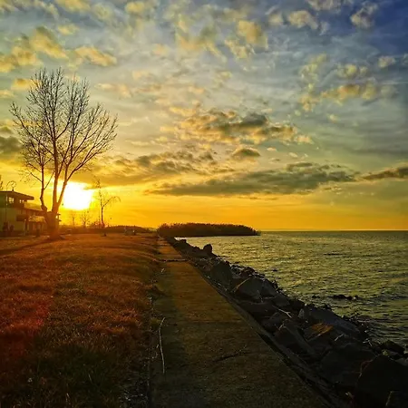 Апартаменты Balaton Breeze Фоньод